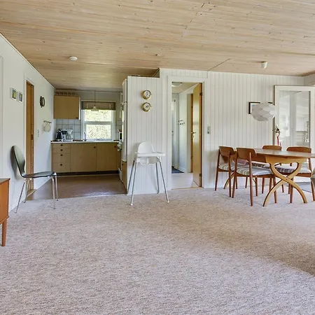 Tatil Evi Three-bedroom Holiday In *