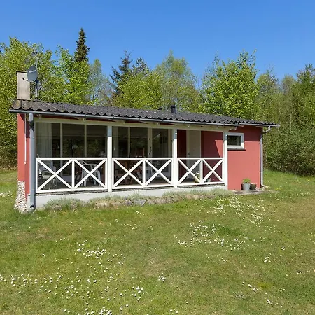 Three-bedroom Holiday In * Hals